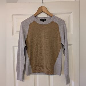 100% Extra Fine Merino Wool Sweater Banana Republic Tan & Lavender Women's XS